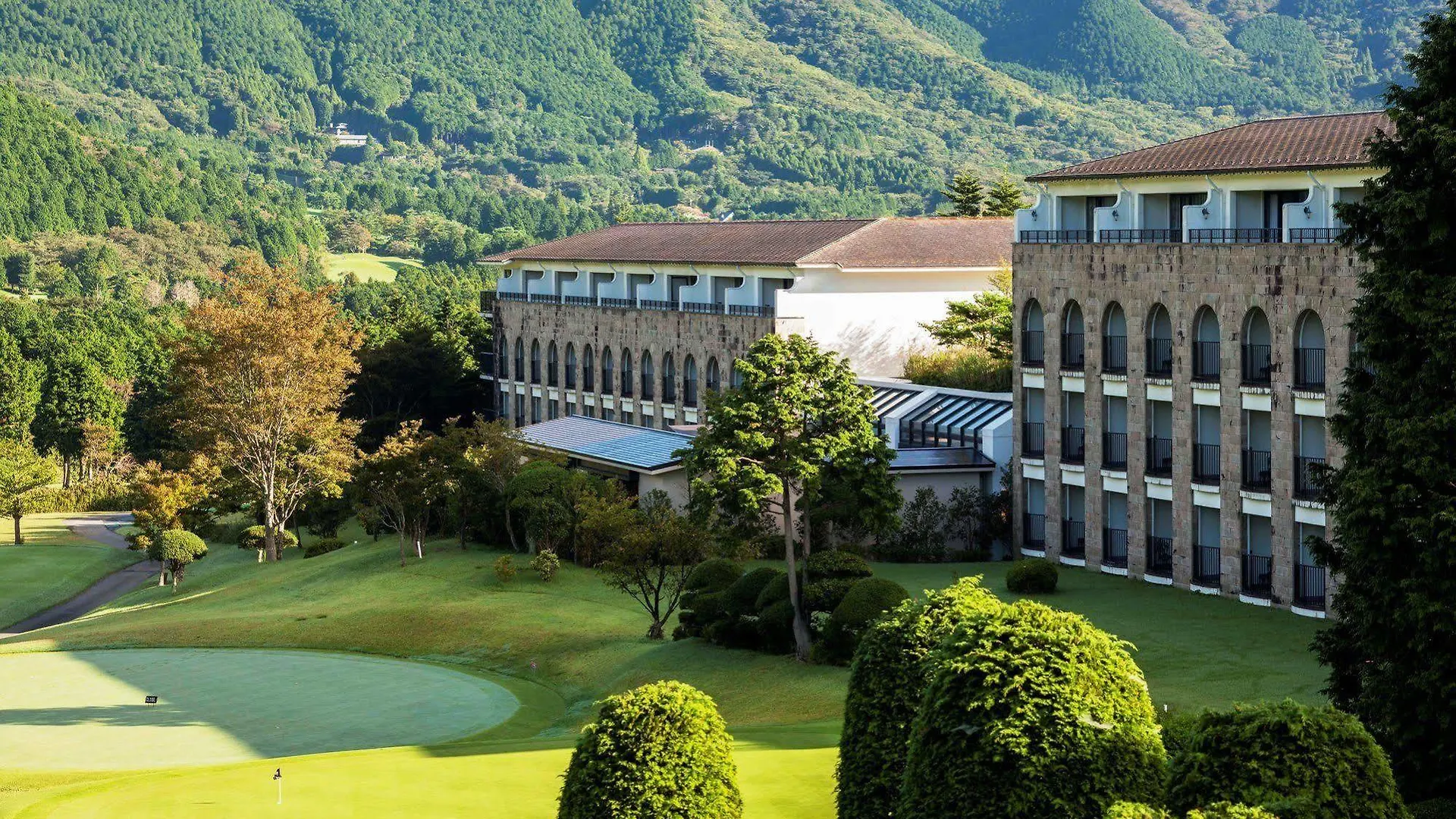 Hakone Sengokuhara Prince Hotel 4*,