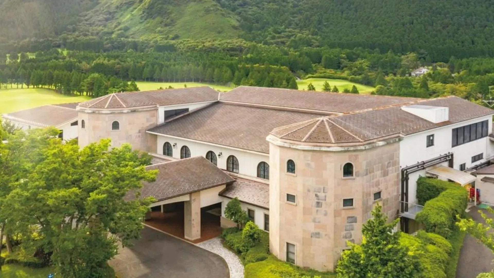 Hakone Sengokuhara Prince Hotel contacts